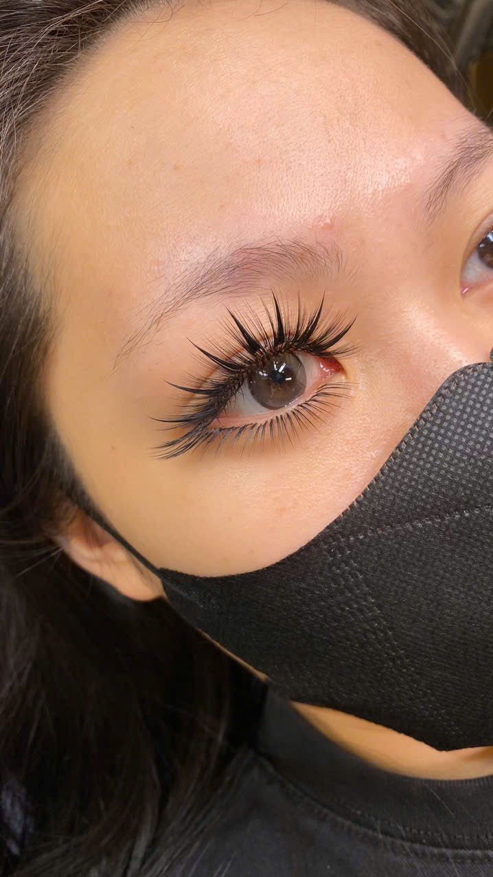 Full lash design